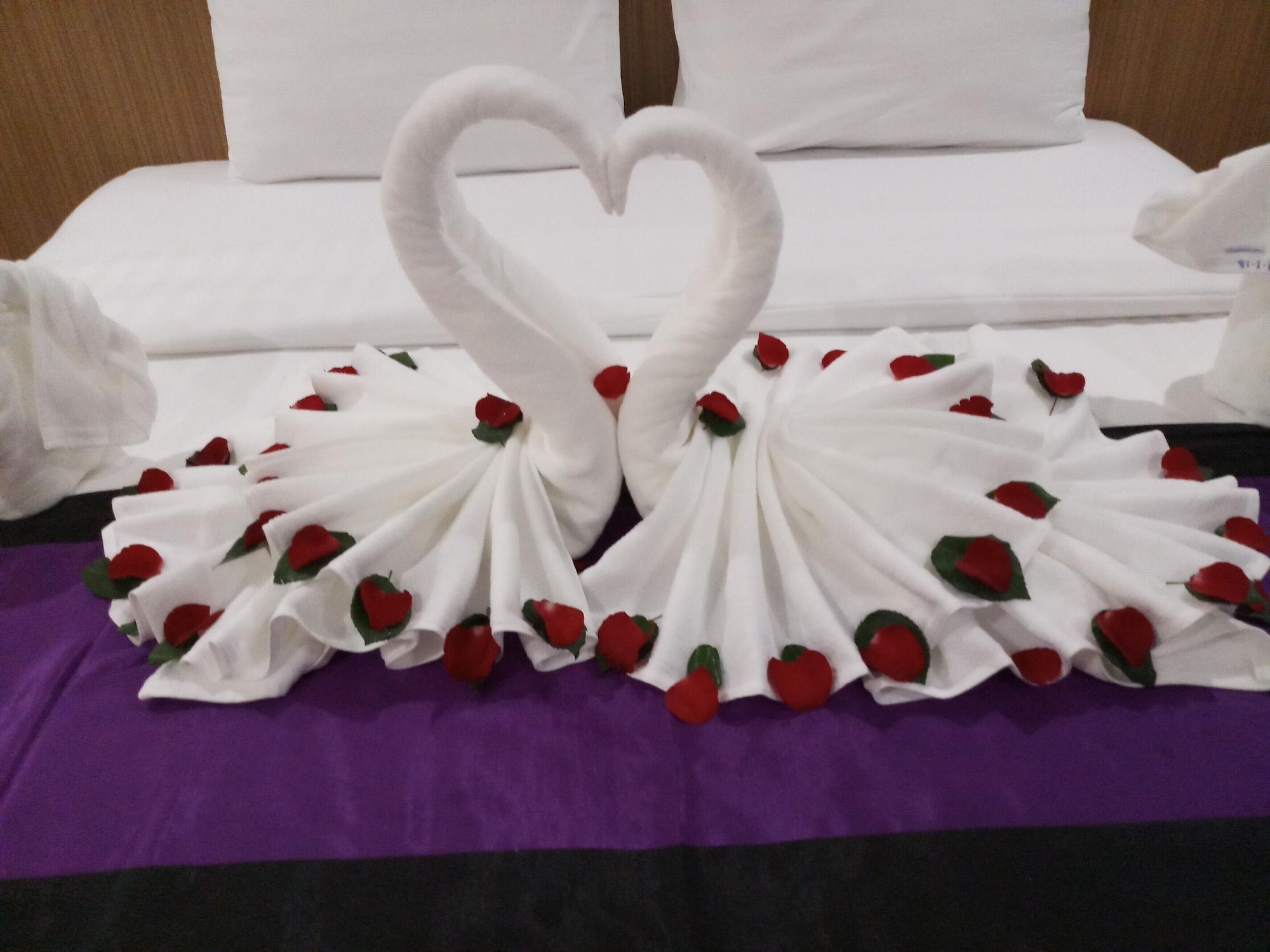The Whisper Hotel Pattaya Eksteriør bilde