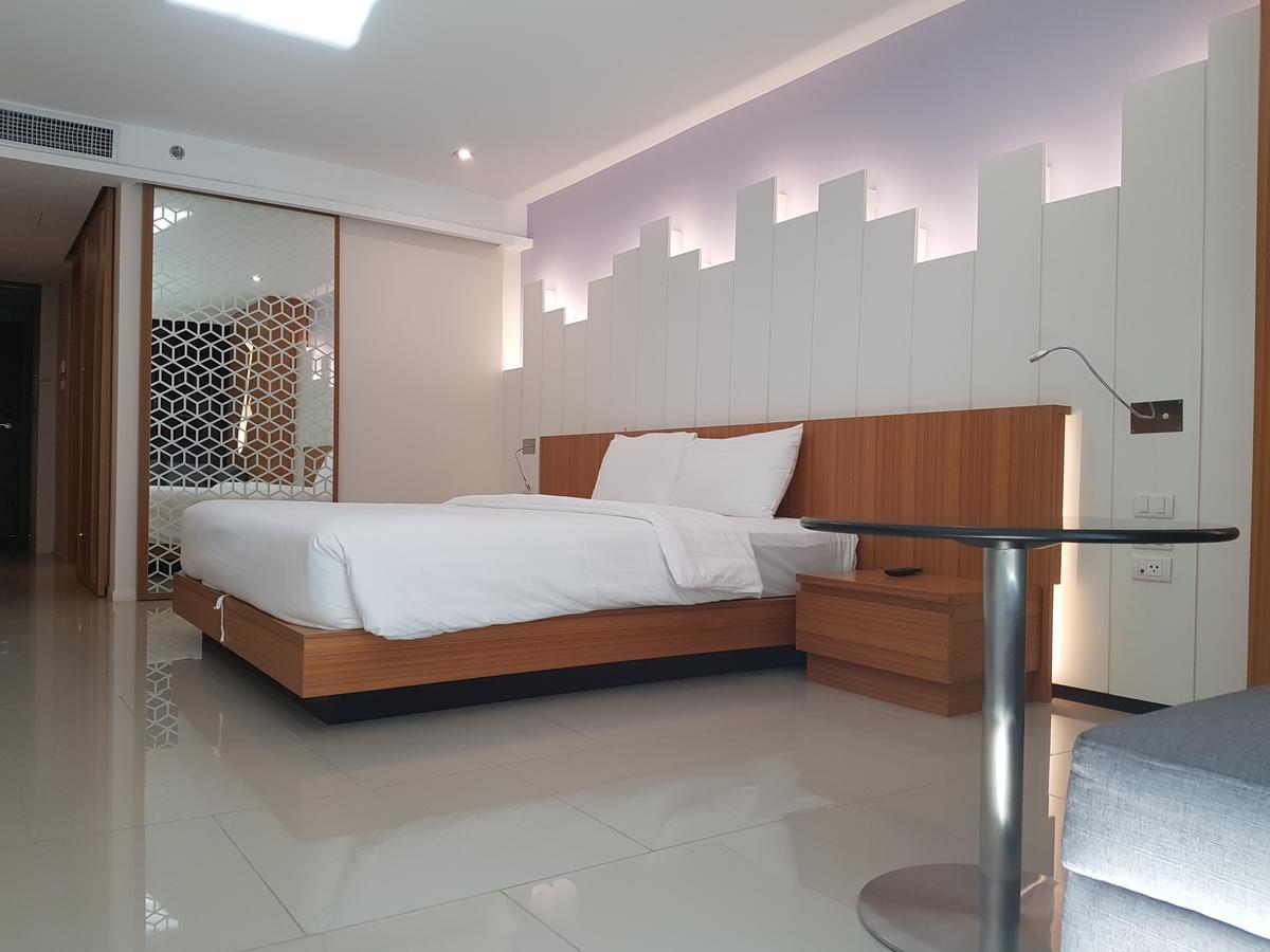 The Whisper Hotel Pattaya Eksteriør bilde